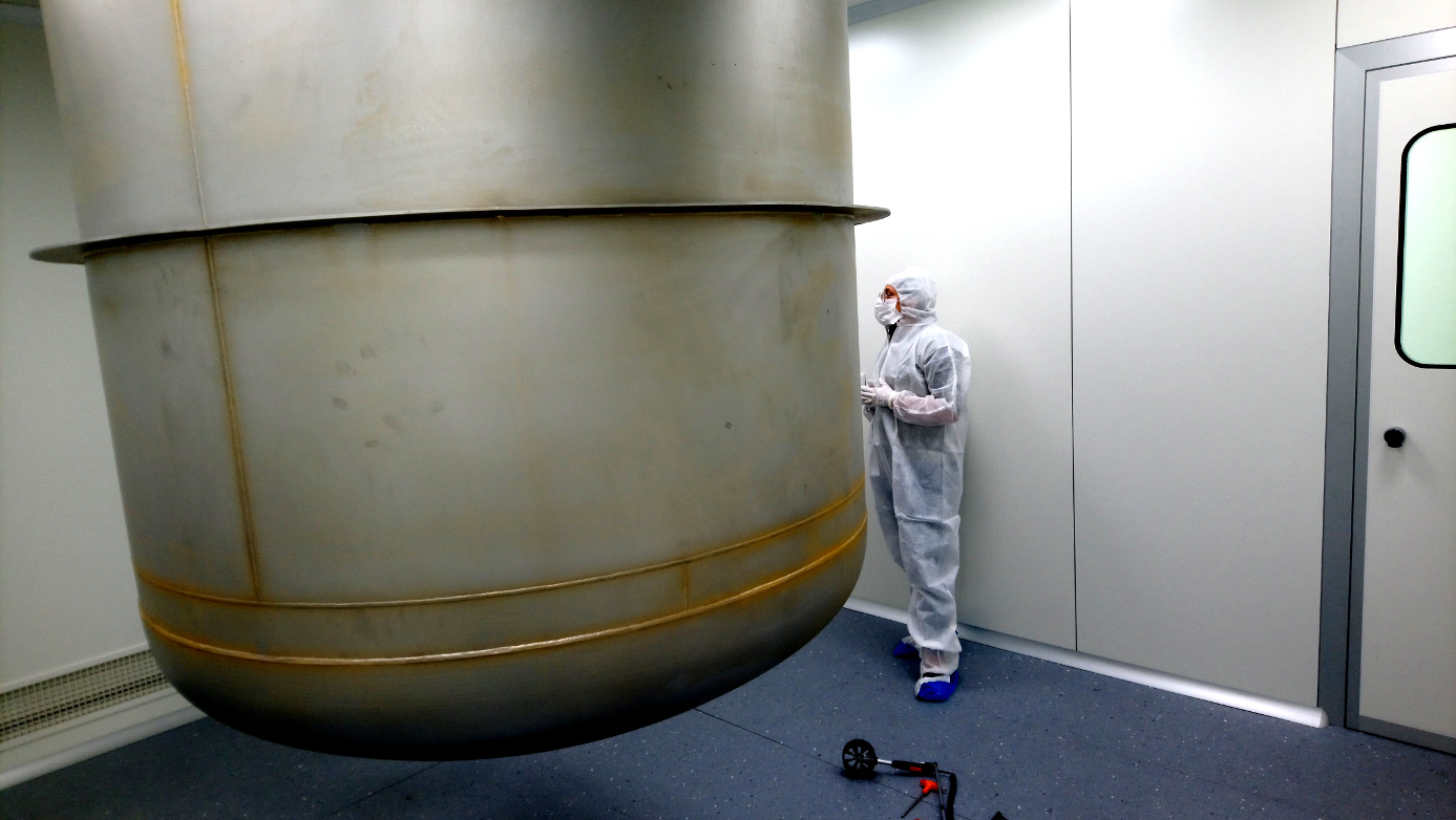 ug_cleanroom_small.JPG